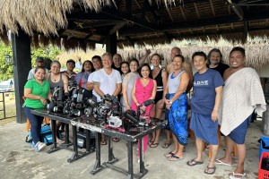 Divers explore Vallehermoso coral reef as new tour destination