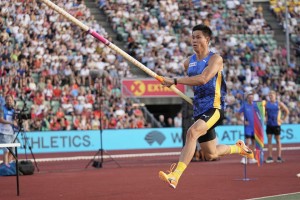 Obiena banners athletics team to Hangzhou Asian Games