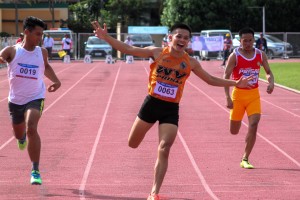 Univ. of Negros Occidental-Recoletos student wins 3 golds