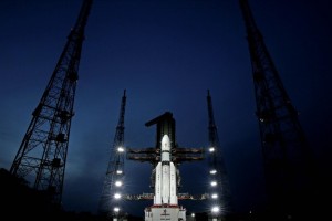 Indian mission set to land on Moon