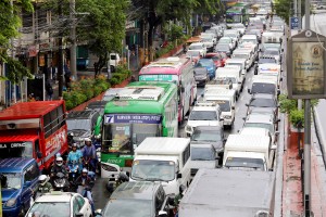 DPWH reactivates motorist assistance program for 'Undas'