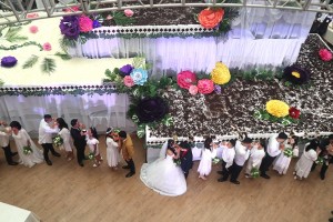 11 Baguio couples share giant wedding cake; 12K slices served