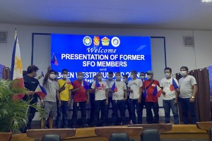 22 ex-NPA supporters pledge loyalty to gov't in Albay