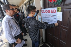 Consultancy firm in Parañaque padlocked for illegal recruitment