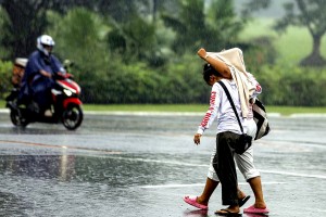 Rain showers to prevail across PH Tuesday