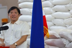 Marcos optimistic early palay harvest to reduce rice prices