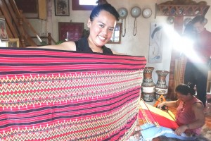 Teaching children to preserve Cordillera's weaving industry