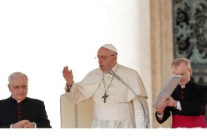 Pope calls for immediate release of hostages