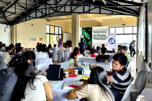 Baguio students push for Mondays as Earth Day