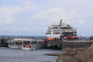Australian cruise ship docks in Marinduque, boosting local tourism