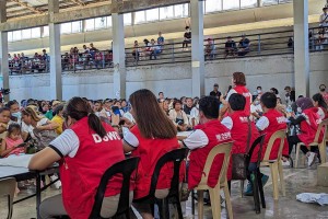 ‘Angels in red vests’ launched to honor DSWD workforce