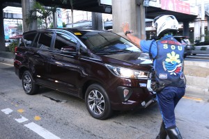 DOTr lauds enforcer who shunned bribe attempt in EDSA busway