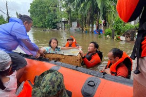 NDRRMC: Families affected by shear line, LPA top 81K