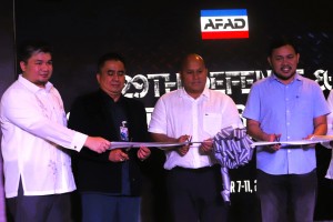 Sporting arms show kicks off at SMX Convention Center