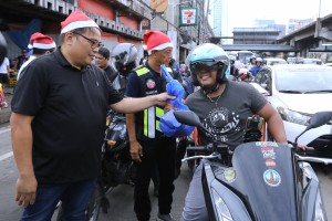 MMDA, ride-hailing firms hold 'ticket or treat' in QC