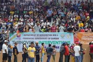 Over 3K farmers in Camarines get P79.9-M agri inputs from gov't