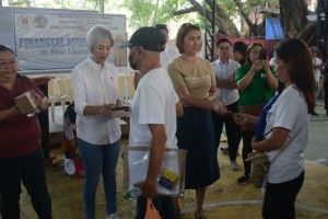 Manila LGU helps more than 600 families affected by fires