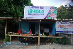 'Bagsakan' center to help Antique farmers to market products