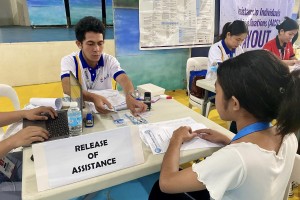 Almost 5K residents in Bicol get P13.1-M gov't cash aid