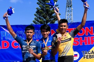 Cebu's Carcueva wins 3rd straight men's elite road race title