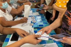 Bacolod City issues 35K family cards under flagship healthcare program