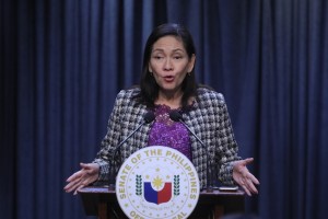 Hontiveros: Only right for PH, China to work vs. transnational crimes