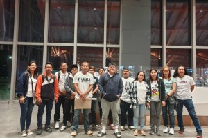 1st batch of seasonal farm workers leave for South Korea