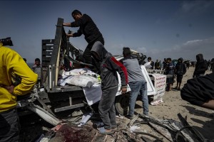 Palestinians killed, injured as Israel bombs aid truck in central Gaza