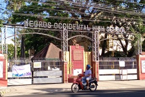 Negros LGUs cancel F2F classes, schools go online due to extreme heat