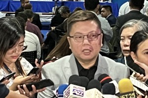 Comelec: Most Filipinos abroad may vote online in 2025 polls