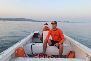 Coast Guard suspends boat trips in Ilocos Norte