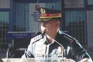 PNP chief vows legal aid for cops facing counter-raps