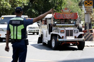 Gov't begins crackdown on unconsolidated PUVs