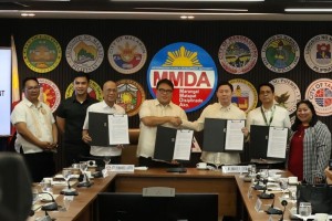MMDA boosts partnership with PhilHealth to enhance workers' healthcare
