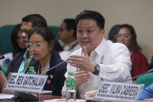 DSWD chief says no intention of running for senator in 2025