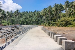 P96-M infra project secures villagers in Albay's broom-making town