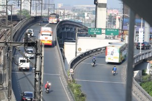 DPWH: Rehab of Magallanes flyover starts mid-May