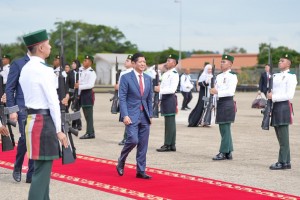 Marcos now in Singapore for Asia’s premier defense summit