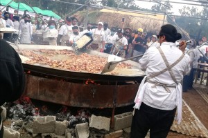 Baguio's giant 'Paella ala Cordillera' full of local goodness