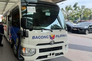 Iloilo province gets Bagong Pilipinas mobile clinic from DOH