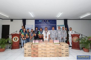 PH Navy gets food donations from private sector for WPS troops