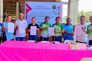 Accord inked to boost market outlet of farmer’s coop in Surigao Sur