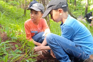 Journalists revive kids’ environment awareness program