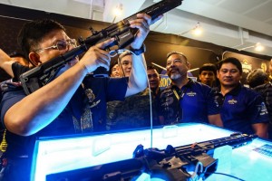 PNP chief orders creation of gun permit hubs in Visayas, Mindanao