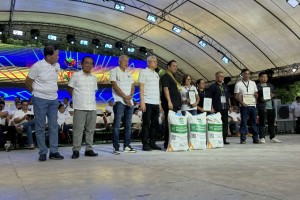 BPSF rolls out P560M in gov’t aid to 90K Surigao del Sur beneficiaries