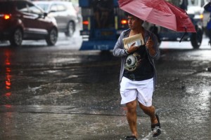 Easterlies, habagat to bring rain showers across PH