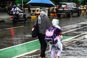 'Habagat' to dampen Luzon with scattered rains Monday