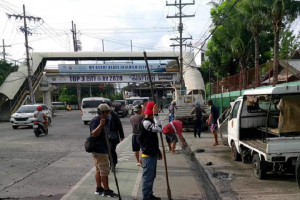 Iloilo City conducts massive declogging to mitigate flooding