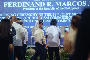 Marcos attributes economic growth to infra investments, construction