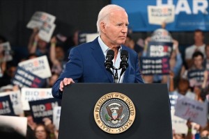 Biden: I'm staying in US presidential race